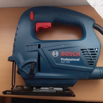 Kmitací přímočará pila Bosch GST 700 Brno