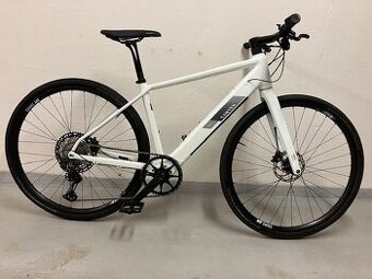 Lehké elektrokolo Canyon 15,6 kg