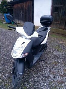 Skútr KYMCO 150