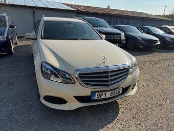 Mercedes Benz E200 - pěkný stav, po velké servisu