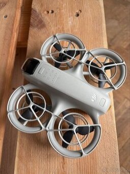DJI Neo - jen dron - 1