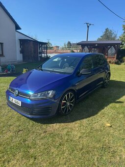 Volkswagen Golf VII 2.0 GTD