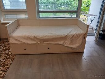 Rozkládací postel Ikea Hemnes