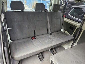 Zadní trojsedačka sedačka trojka VW T5 T5.1 T6