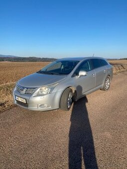 Toyota avensis 2008 po prvním majiteli 2.2d 110kw
