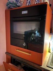 Nová vestavná mikrovlnka AEG Mastery Quick&Grill