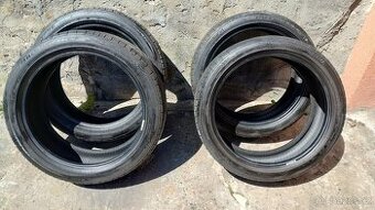 Sada letni pneu Bridgestone 225/40-18 vzorek okolo 5mm