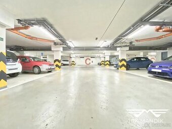 Pronájem, garážové stání 13m2, ul. Kytlická, Praha - Prosek