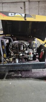 Servis značek CATERPILLAR a KOMATSU po celé ČR