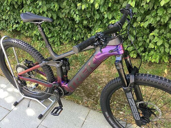 TREK Rail 9.8 XT