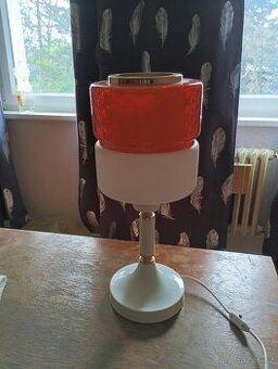 Stolní lampa