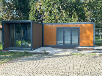 Sestava dvou obytných kontejnerů