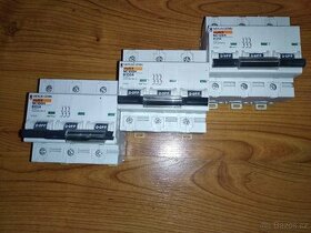 Jistič ,deon MERLIN GERIN