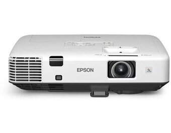 Profesionální projektor Epson EB-1930 – Perfektní stav