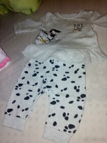 Prodam teplejsi soupravu vel.62 - 101 Dalmatines,Novou a moc