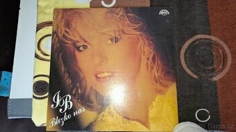 Iveta Bartošová - Blízko nás LP (1989)