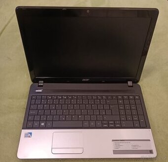 acer travelmate p253E - 1