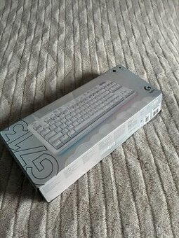 Logitech G713 Klávesnice, RGB, Clicky Switche