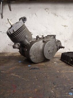 Motor Simson S50