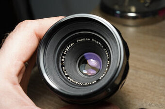 Objektiv Nikon Micro-Nikkor Auto 55 mm f/3.5, pre ai nikon F