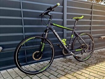 (7)Crossové/Trekingové hliníkové kolo Leader Fox