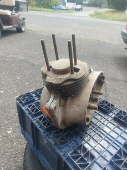 Motor Jawa 250/11 - Pérák