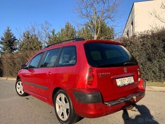 Peugeot 307 SW 1.6i Rok 2005. Tažné. Klima. ALU kola