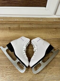 Dámské lední brusle Botas Piruett – vel. 40