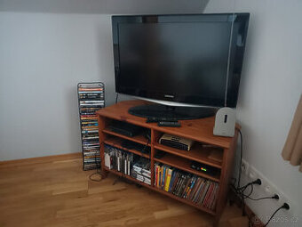 LCD televizor 37" Samsung + set top box AntexPlus + ovladač