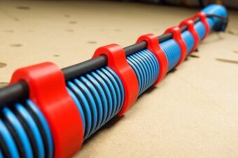 Klipy na prichytenie el. kábla k Bosch GAS hadici vysávačov