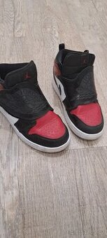 Jordan, vel 35