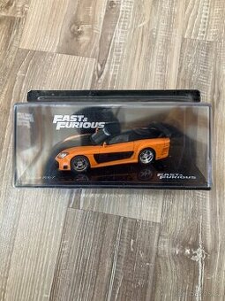 Rychle a zběsile model Mazda RX-7