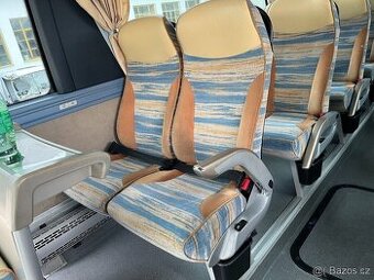 NEOPLAN CITYLINER DVOJSEDÁK S DRŽÁKY, PÁSY A PŘÍSLUŠENSTVÝM