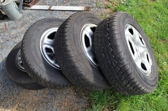 Zimní pneumatiky, 4ks na Dacia Duster, r. v. 2019 - 1