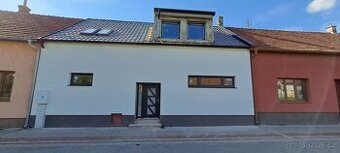 Prodej rodinného domu 135 m², pozemek 207 m² Nádražní, Uhers - 1