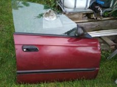 Subaru Legacy pravé přední dveře - rv. 1998 - 2003 -