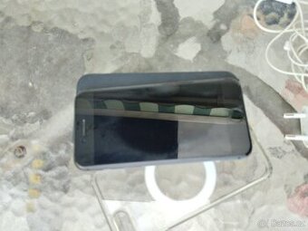 IPHONE 8
