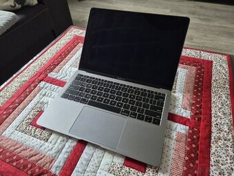 MacBook Air 13" 2018 (A1932) - 1