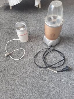 NABÍZÍM KUCHYNSKÉ MIXÉRY ZN. DE GUSTO 220 V.