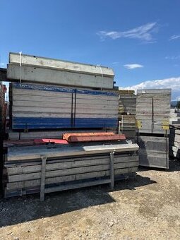 Hlinikove debnenie stienove Doka Alu Framax / Ringer 200m2