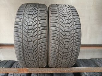 2xzimní pneu 245/40/19. Hankook