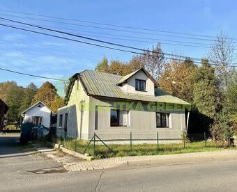 Prodej dvougeneračního domu v obci Všemina, okr. Zlín, CP 38