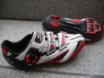 Silniční cyklotretry Spiuk Z51R velikost 42