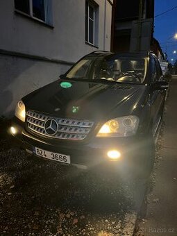 Mercedes Benz Ml 320 + bohatá výbava