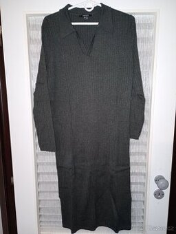 Nové dlouhé úpletové šaty tmavě zelené vel.46