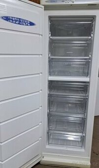 Mrazák 7 šup. Privileg oko_energiesparer.