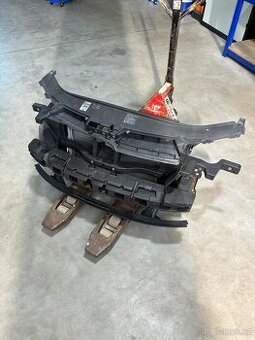 Přední stěna VW passat B6 TDI