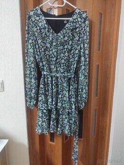 Šaty Karl Lagerfeld vel 6 (L)