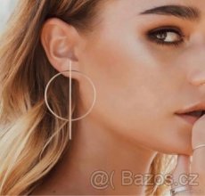 Nausnice ve zlate a stribrne barve - Novo