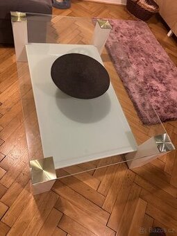 Konferenční stolek